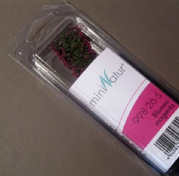 Flowers (1:87) magenta